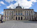 Chalons-en-Champagne, Rathaus am Place Marechal Foch, erbaut von 1772 bis 1776 durch den Architekten Nicolas Durand (05.10.2024)