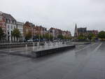 Armentieres, Brunnen und Denkmal am Place General de Gaulle (06.09.2024)