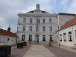 Auchel, Rathaus Hotel de Ville am Place Andre Mancey, erbaut im 16.