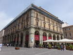 Teramo, Palazzo an der Piazza Martiri della Liberta (27.05.2022)