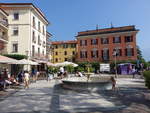 Menaggio, Brunnen an der Piazza Giuseppe Garibaldi (23.09.2018)