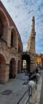Beim Rundgang um das Amphitheater in Verona, habe ich diese Mauerreste aufgenommen.