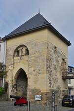 Das Berkelpoort,gebaut um 1335, zuletzt restauriert 1995 und 2007 , aufgenommen aus Richtung Neerhem.