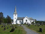 Ringerike, evangelische Lunder Kirche, Walmkreuzkirche mit Westturm, erbaut 1761 (31.05.2023)