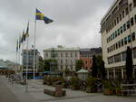 Gteborg, Denkmal und Gebude in der stra Larm Gatan (22.06.2013)