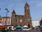 Newbury, historisches Rathaus am Market Place, erbaut 1881 durch den Architekten James H.