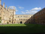 Oxford, Front Quad mit College Chapel des New College (09.09.2024)