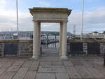 Plymouth, Denkmal Mayflower Steps, von dem aus die Pilgervter vermutlich am 6.