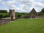 Farleigh Hungerford Castle, Burgruine in der Grafschaft Sommerset, erbaut von 1377 bis 1383, Burgkapelle von 1779 (17.05.2024)