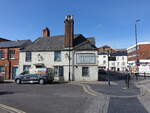 Devizes, Pub White Bear in der Monday Market Street (17.05.2024)