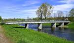 Kndringen, Brcke fr Radfahrer und Fugnger ber die Elz, April 2024