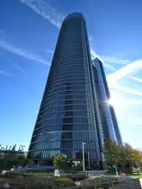 Der Torre PwC oder Torre Sacyr Vallehermoso ist mit 236 Meter H�he das dritth�chste Geb�ude Spaniens. Madrid, November 2022)