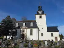 Langenhain, evangelische St. Maria Magdalena Kirche, erbaut von 1763 bis 1766 nach Pl�nen des Landesbaumeisters Johann David Weidner (12.11.2022)