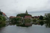 M�lln am 6.9.2022: Blick �ber den Stadtsee auf Alt-M�lln /