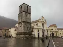 Solofra, Pfarrkirche San Michele Arcangelo, erbaut ab 1522 (26.02.2023)