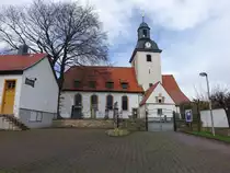 Hochheim, sp�tgotische evangelische Kirche St. Nikolaus, erbaut im 15. Jahrhundert (25.03.2023)