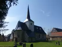 Mittels�mmern, evangelische St. Cyriakus Kirche, erbaut im 11. Jahrhundert (07.04.2023)
