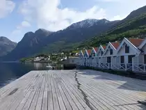 Aurland, Ferienh�user an der Nedstagata Stra�e (26.05.2023)