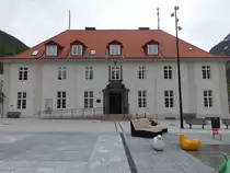 Rjukan, Geb�ude des Touristoffice am Torget (27.05.2023)