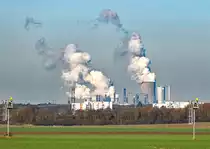 RWE-Kohlekraftwerk Niederau�em am 09.02.2023