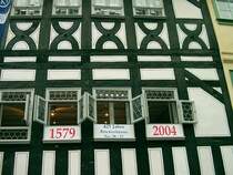 ERFURT - Kr�merbr�cke, 425 Jahre Br�ckenh�user - Foto von 2004