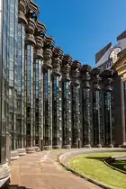 Espaces d’Abraxas, ein s�rrealer Geb�udekomplex in der N�he von Paris in Noisy-le-Grand. Foto: 2023. Weitere Infos: https://de.wikipedia.org/wiki/Espaces_d%E2%80%99Abraxas