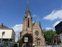 Elversberg, Pfarrkirche Herz Jesu, erbaut von 1899 bis 1901 nach Pl�nen von Ernst Brand (16.07.2023)