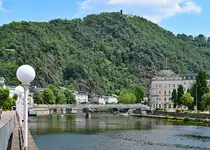 Bad Ems - Kurbr�cke �ber die Lahn und auf dem Bergr�cken der Condordiaturm - 11.06.2023