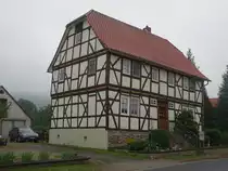 Rehungen, historisches Pfarrhaus an der Hauptstra�e (30.06.2023)