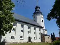 Gro�enstein, evangelische St. Bartholom�us Kirche, erbaut bis 1759 (24.06.2023)