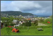 Von der Festung Kristiansten bietet sich ein guter Blick auf die Stadt Trondheim. Links ist der Nidarosdom zu erkennen, der am s�dlichen Ende der Altstadt liegt. (26.05.2023)