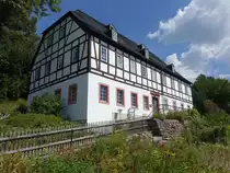 Raschau, Pfarrhaus in der Schulstra�e (19.08.2023)