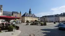 Annaberg-Buchholz, Rathaus und Geb�ude am Markt (20.08.2023)