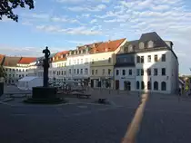 Frankenberg, Brunnen und H�user am Marktplatz (17.09.2023)