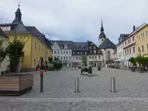 Zschopau, H�user und ev. St. Martin Kirche am Neumarkt (17.09.2023)