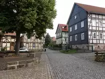 Lindewerra, Fachwerkh�user in der Kirchstra�e (26.09.2023)