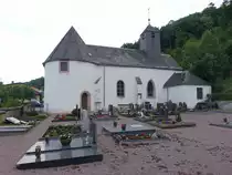 Pr�mzurlay, kath. Filialkirche St. Nikolaus, sp�tgotischer Saalbau, erbaut im 15. Jahrhundert (22.06.2022)
