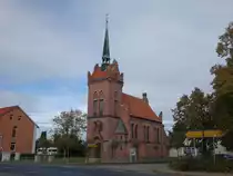 Katlenburg-Lindau, evangelische Kreuzkirche, erbaut von 1894 bis 1895 durch Conrad Wilhelm Hase (01.10.2023)