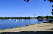 Freiburg-Tunisee, der ehemalige Baggersee liegt am Nord-Westrand der Stadt und ist ein Naherholungsgebiet mit Campingplatz und Wasserski-Anlage, f�r  Mutige , Aug.2022