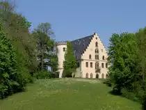 Unterwohlsbach, Schloss Rosenau, Geburtsort von Prinz Albert von Sachsen-Coburg und Gotha, erbaut ab 1424, neugotischer Umbau von 1806 bis 1817 durch Herzog Ernst nach Pl�nen von Karl Friedrich Schinkel (29.04.2007)