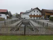 Gro�aign, Wasserbecken und H�user an der Handelsstra�e (05.11.2017)