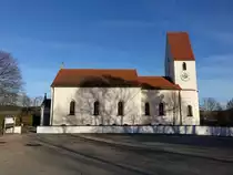 Hebrontshausen, Pfarrkirche St. Jakobus, sp�tromanische Chorturmkirche, erweitert 1856 (26.12.2015)