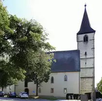 M�llheim in Baden, die Kirche St.Martin ist ein eingetragenes Kulturdenkmal, der Turm stammt aus dem 12.Jahrhundert, heute f�r Konzerte und �ffentliche Veranstaltungen genutzt, Sept.2021