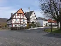 Altenburschla, Fachwerkh�user am Anger (17.03.2024)