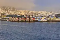 Fischerh�ten  am Hafen von Svolv�r am 21. Februar 2021.