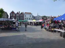 Salisbury, H�user am Marktplatz Market Square (11.05.2024)
