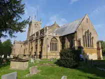 Martock, All Saints Kirche, erbaut im 13. Jahrhundert, Kirchturm erbaut 1505, restauriert von 1883 bis 1884 durch den Architekten Ewan Christian (12.05.2024)