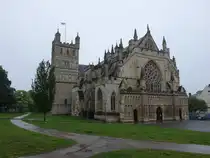 Exeter, Kathedrale St. Peter, erbaut ab 1112, gotischer Neubau ab 1224, Westfassade erbaut von 1327 bis 1346 (13.05.2024)
