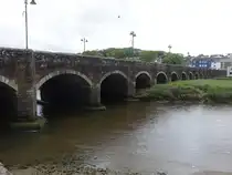 Wadebridge, Old Bridge, Bogenbr�cke erbaut 1468 mit 14 Bogen �ber den River Camel (14.05.2024)