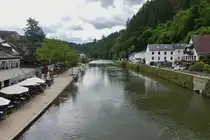Blick von der Br�cke in Vianden, �ber die Our in S�dlicher Richtung. 05.2024 